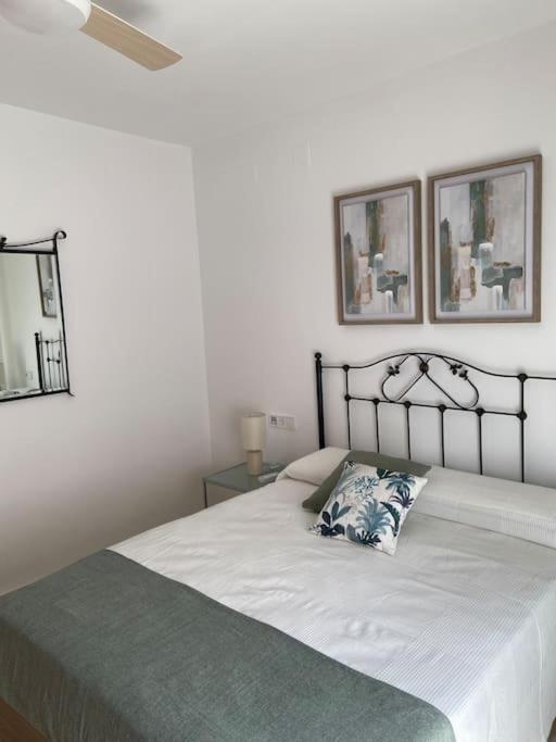 Beach And City Apartment A 50M De La Playa Fuengirola Exterior foto
